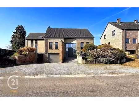 magnifique villa 4 façades à sombreffe 6 chambres.