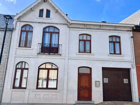 charmante maison 4 chambres avec jardin et garage