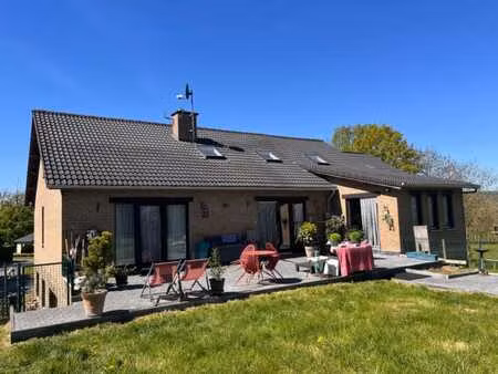 vaste villa de plain-pied avec terrain