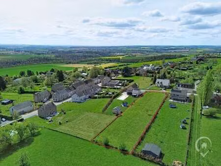 magnifique parcelle de 18 ares à vendre à loyers - dinant