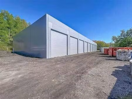 10 entrepots de 145m²