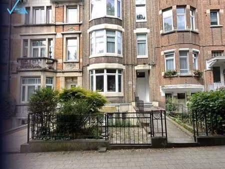 appartement 2 chambres lumineux – état impeccable