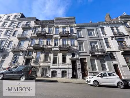 appartement de 130 m² avec grand jardin – 2 chambres