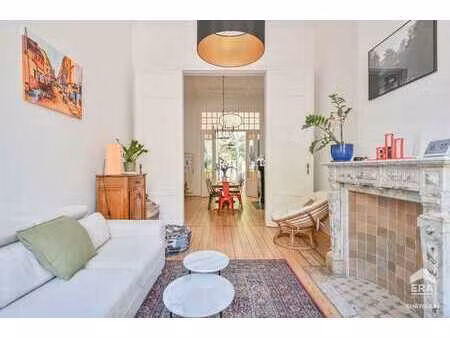 appartement souplex à vendre à saint-gilles