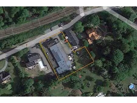 immeuble 6 appartements + parkings + jardin