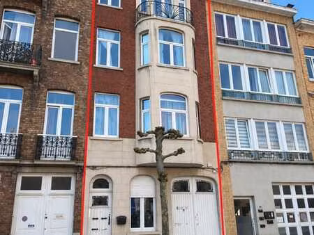 immeuble de rapport + entrepôt