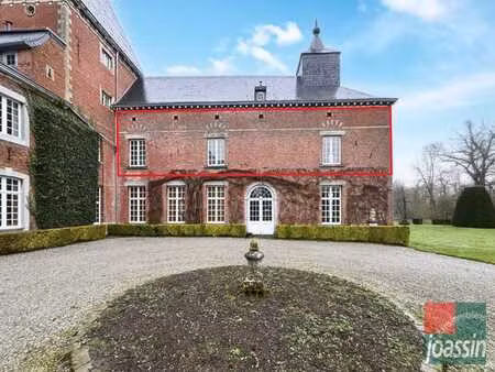 vivre au château : appartement de caractère dans un parc d’e