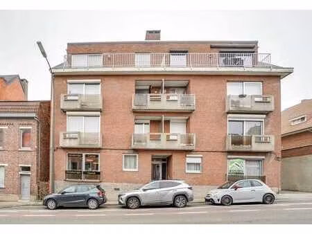 grand appartement à quelques pas du centre de tongres