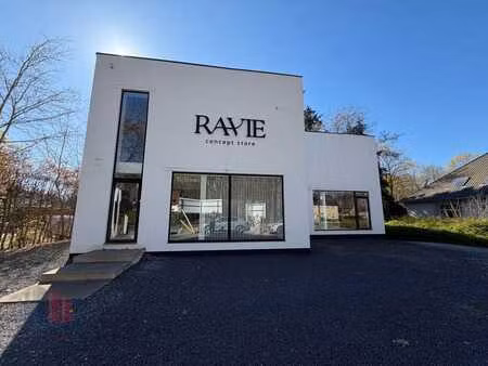 propriété commerciale haut de gamme  prête à emménager  d...