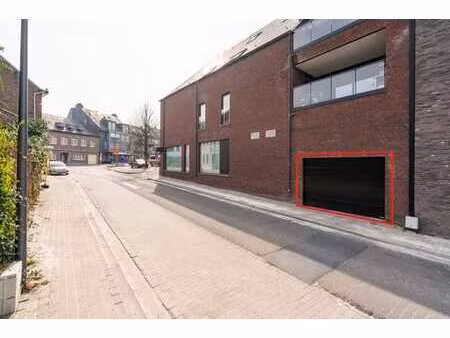 garage fermé au centre de wolvertem