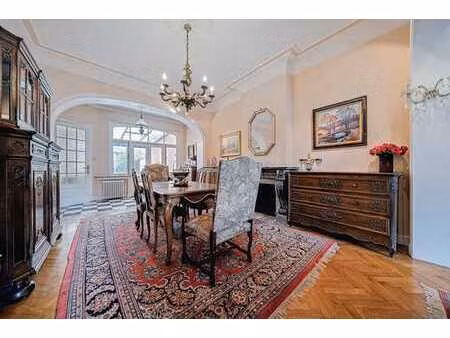 maison de caractère vue sur l’eau  jardin et grands volumes