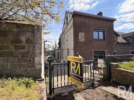 maison 3 façades en cours de rénovation