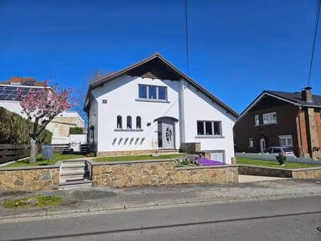 maison 2 chambres + bureau – véranda – sous-sol exceptionnel