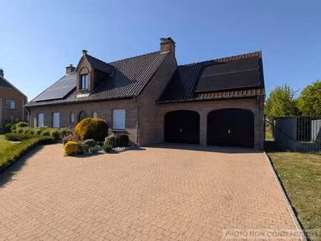 superbe villa 4 façades