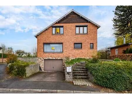 superbe villa 4 chambres avec garage  terrasse et jardin