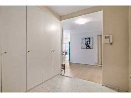 gezellig  instapklaar appartement 141m² + 26m² terras