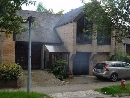 appartement 1 ch. avec jardin à ottignies