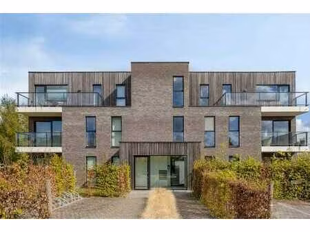 appartement récent (3 ch) avec 2 terrasses ensoleillées + ac