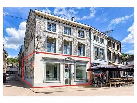 rez-de-chaussée commercial de 70m²