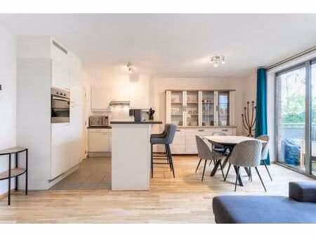 appartement prêt à emménager avec 2 chambres  cave et empla