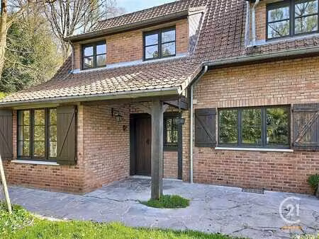 spacieuse maison unifamiliale à genval