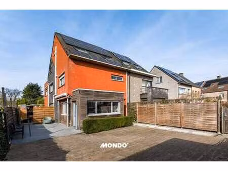 grande maison familiale avec 6 chambres  panneaux solaires