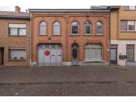 opbrengsteigendom bestaande uit 3 appartementen