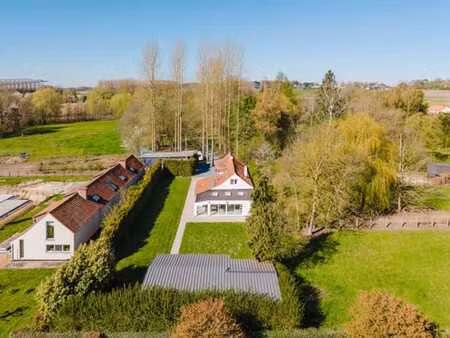 villa de campagne avec parc privé à asse