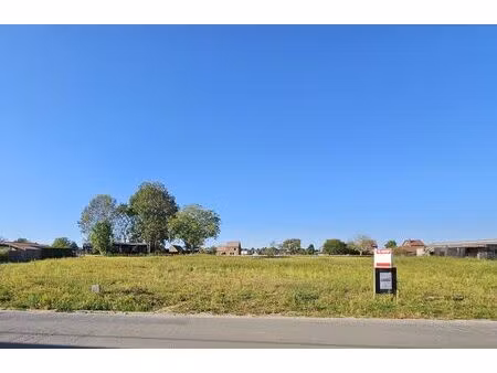 6 terrains à bâtir pour 3 facades à 1600 sint-pieters-leeuw