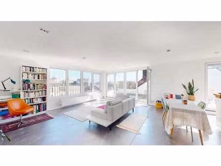 aumale - penthouse +/- 108m2 avec terrasse +/- 30m2 - peb c+