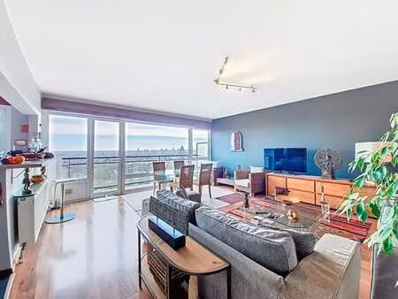 magnifique appartement 3 chambres avec terrasse et garage