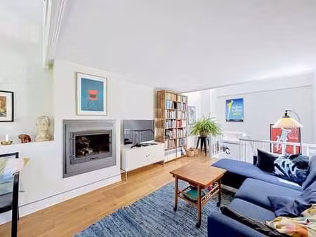 duplex 2 chambres avec terrasse – place de londres