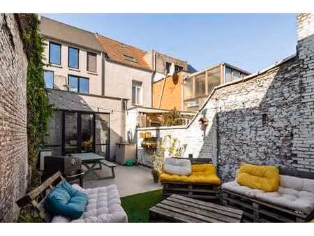 maison tendance prête à emménager avec jardin et terrasse