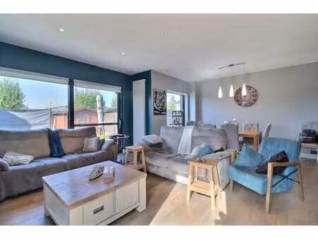 à vendre : maison unifamiliale 3 façades