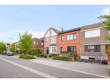 boechout – charmante maison avec 3 chambres