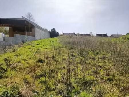 beau terrain à bâtir dans une rue reculée d'anderlues