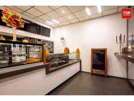 une sandwicherie très prospère avec un emplacement excellent