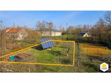 terrain en zone d'habitat 11ares 1970m de façade sud ouest