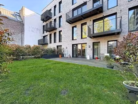 rez-de-chaussée 1 chambre avec jardin et parking