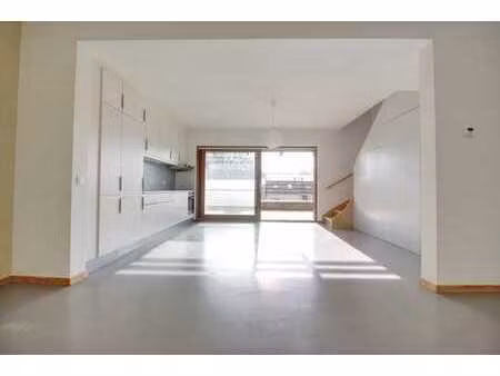 duplex 3 chambres lumineux avec terrasse – 127 m²