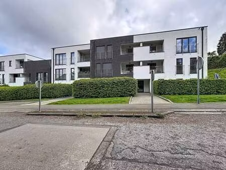 berneau : rez-de-chaussée 2 chambres avec jardin à louer