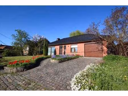 villa plain pied dans secteur prisé - 3 chambres - garage