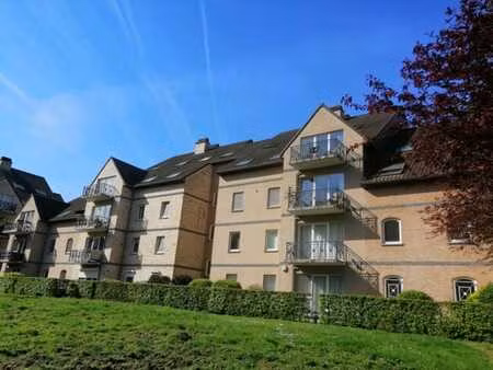 très beau duplex 3 ch. avec deux garages