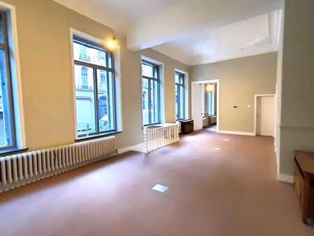 espace de bureaux - hôtel de maître - 265 m²nets