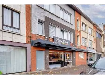 immeuble de rapport - usage mixte résidentiel