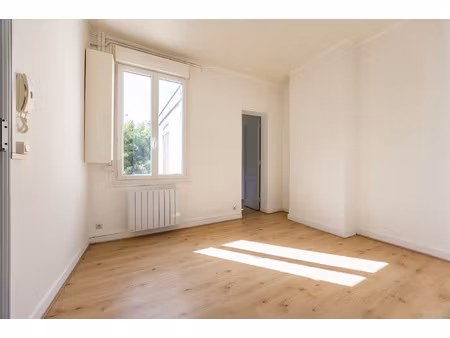 appartement 2 pieces saint genes/la victoire