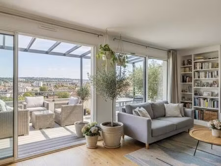 superbe 3 pieces avec grande terrasse 16m² et parking