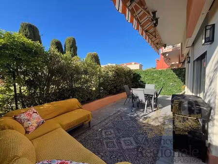 cap d'ail : 2 pièces avec terrasse