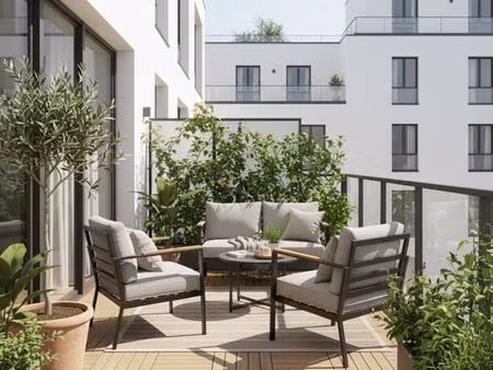 beau 3 pieces bien agence balcon 2eme etage secteur centre ville