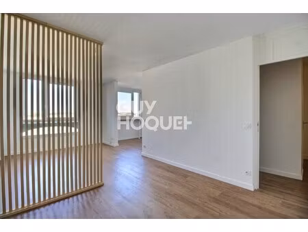 grand t1bis - stationnement collectif - tram t4 - lyon 8